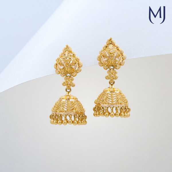 Light weight gold earrings