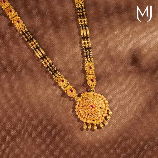 Gold mangalsutra