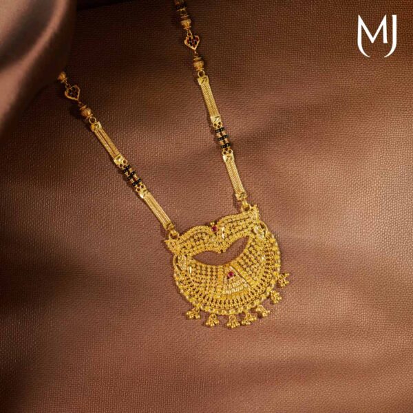 Gold mangalsutra