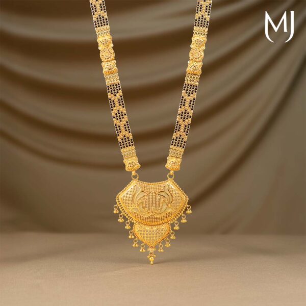Gold mangalsutra