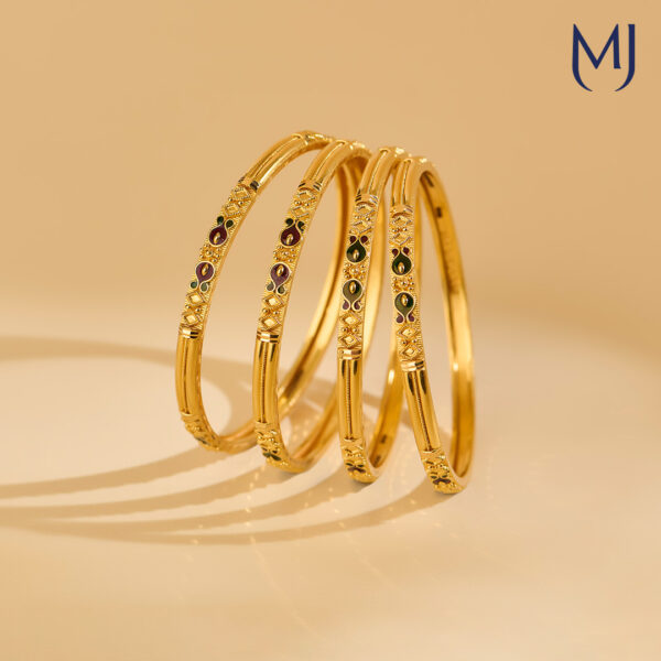 Gold handmade bangle