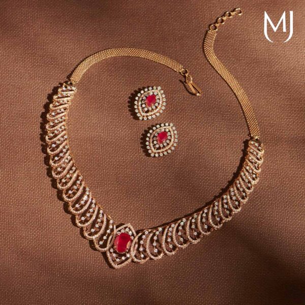 Diamond necklace set