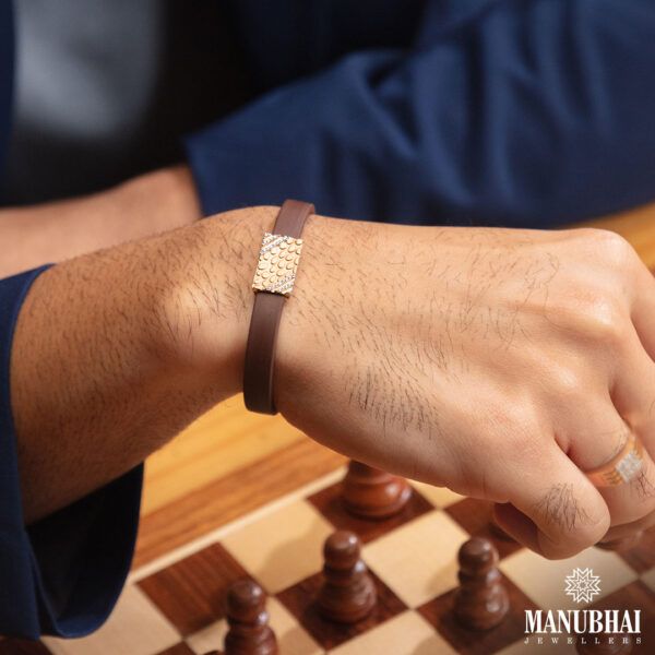 Light weight real diamond bracelet