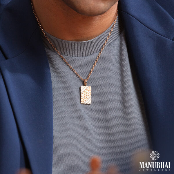 Light weight light weight real diamond pendant