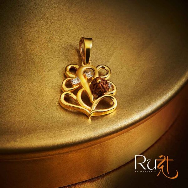 Light weight gold pendant