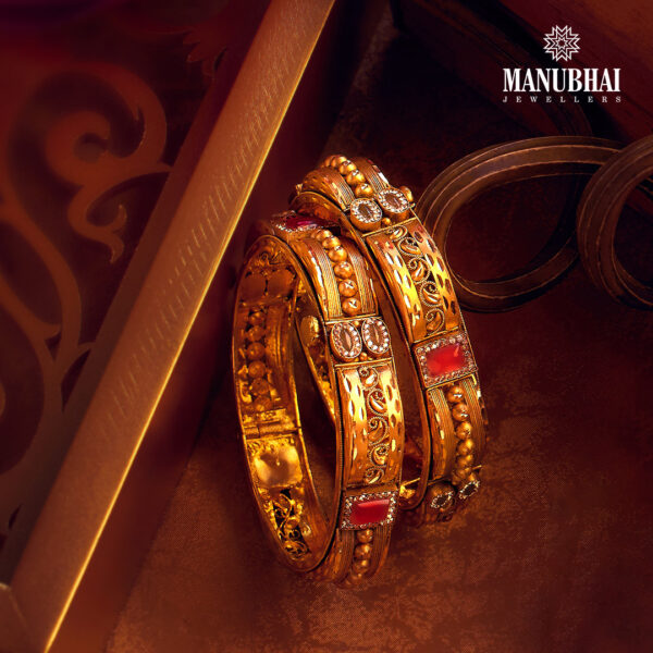 Antique bangle