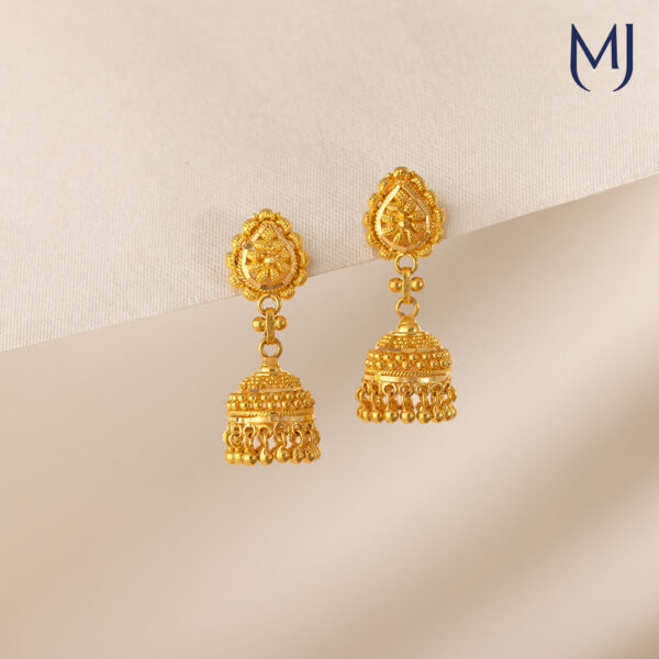 Light weight gold earrings