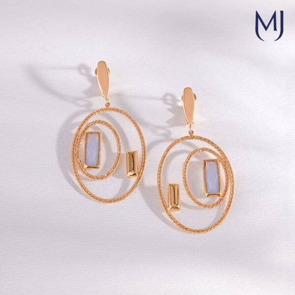 Light weight gold pendant set