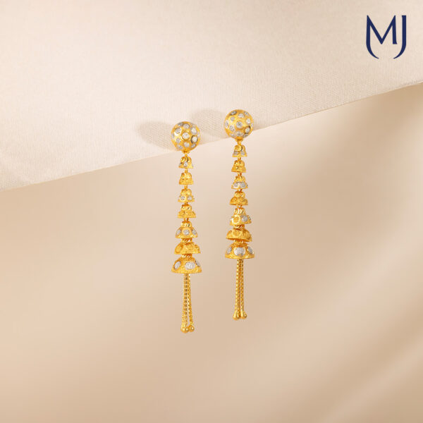 Light weight gold earrings
