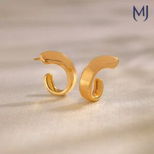 Light weight gold earrings
