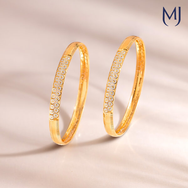 Gold machine bangle