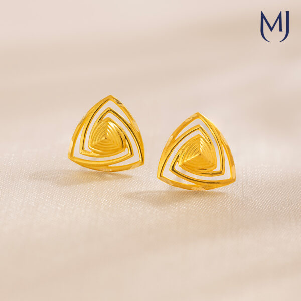 Light weight gold earrings