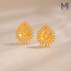 Light weight gold earrings