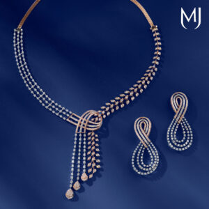 Diamond necklace set