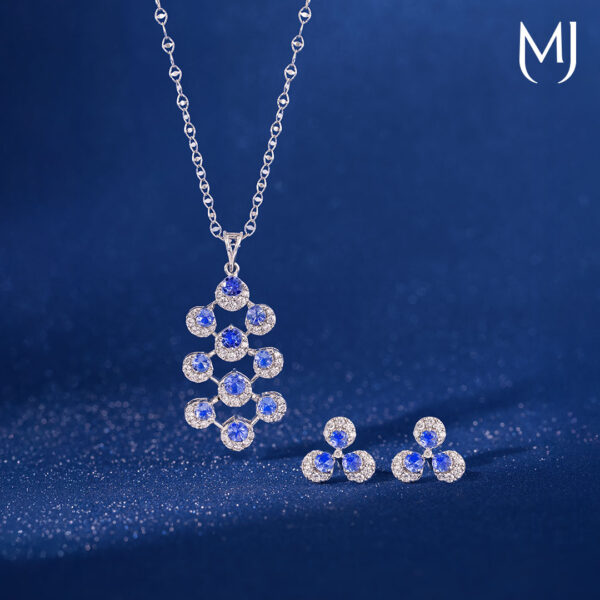 Real diamond pendant set