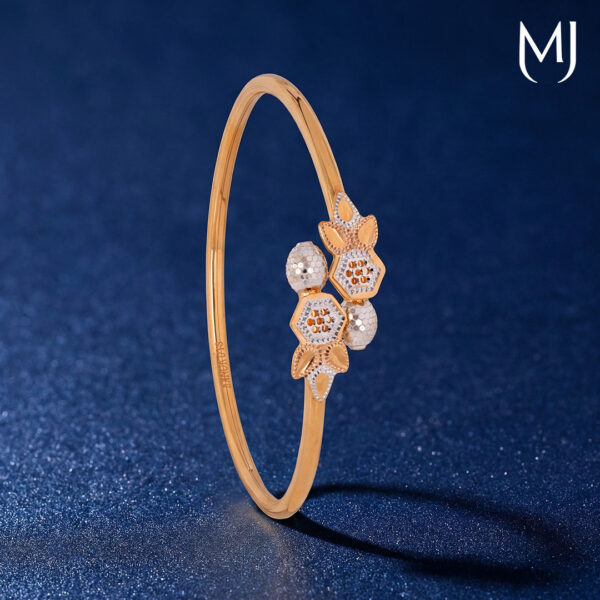 Light weight gold bracelet
