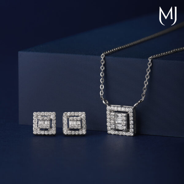 Real diamond pendant set