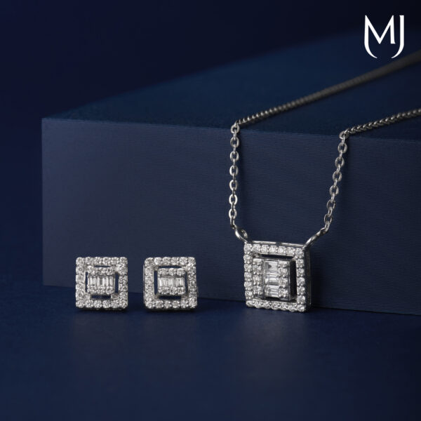 Real diamond pendant set