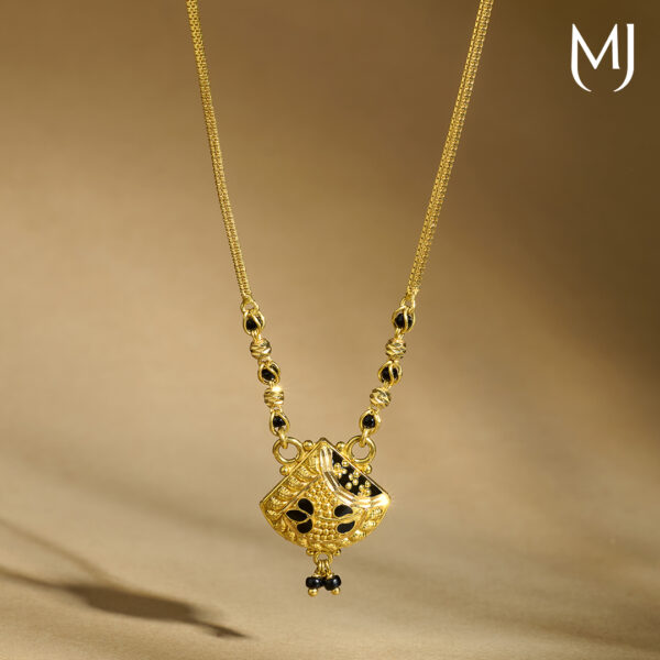 Gold mangalsutra