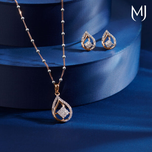 Real diamond chain