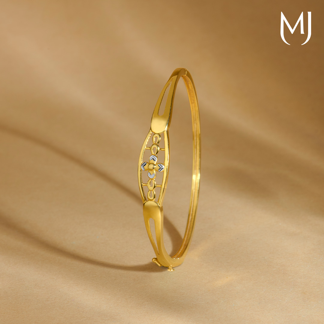 Gold bracelet