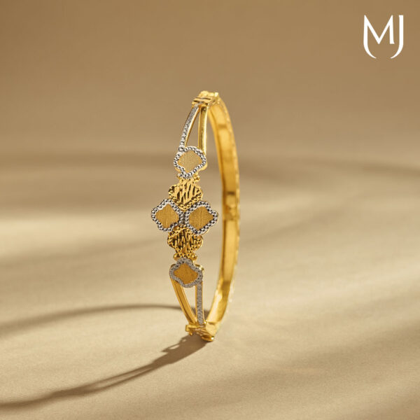 Gold bracelet