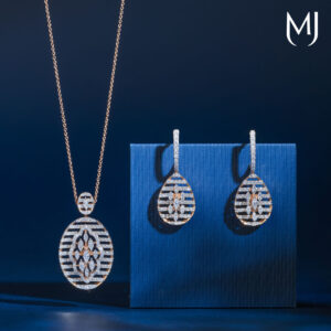 Real diamond pendant set