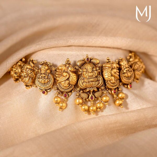 Antique necklace set