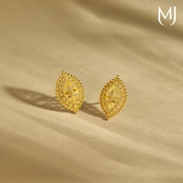 Gold earrings