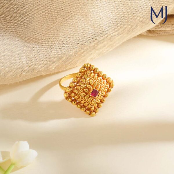Gold ring
