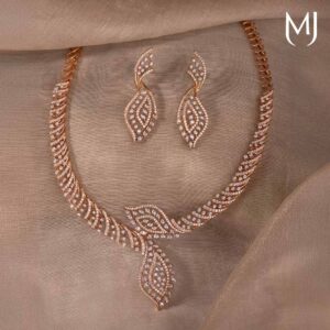 Diamond necklace set