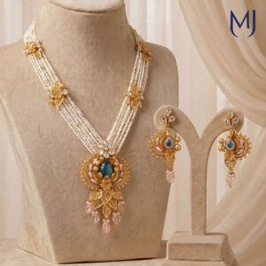 Antique Necklace Set