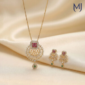 Gold Pendant Set