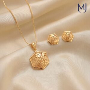 Gold Pendant Set