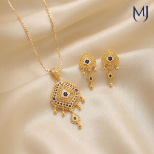 Gold Pendant Set