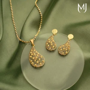 Gold Pendant Set