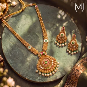 Antique Necklace Set
